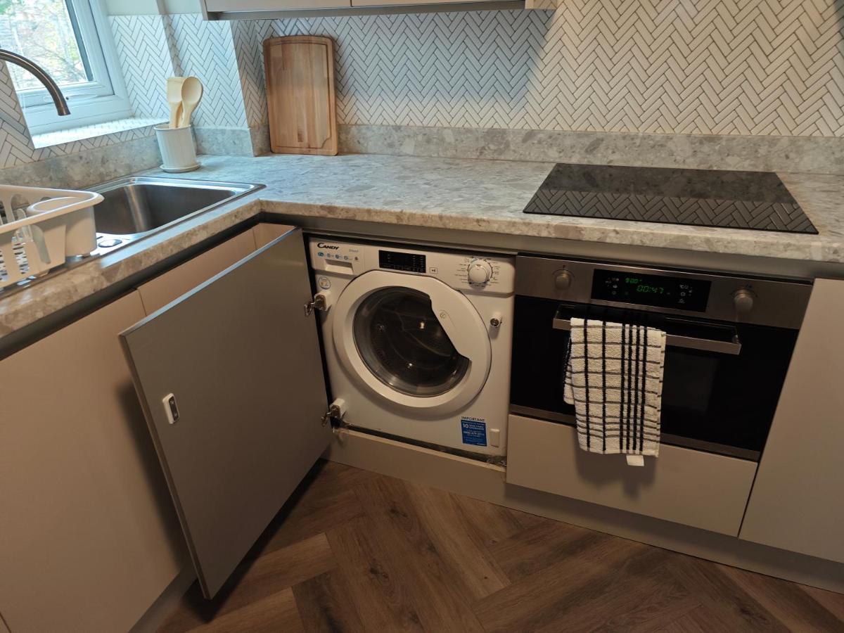 2 Bedroom Flat In Wood Green Piccadilly Line London Exteriör bild