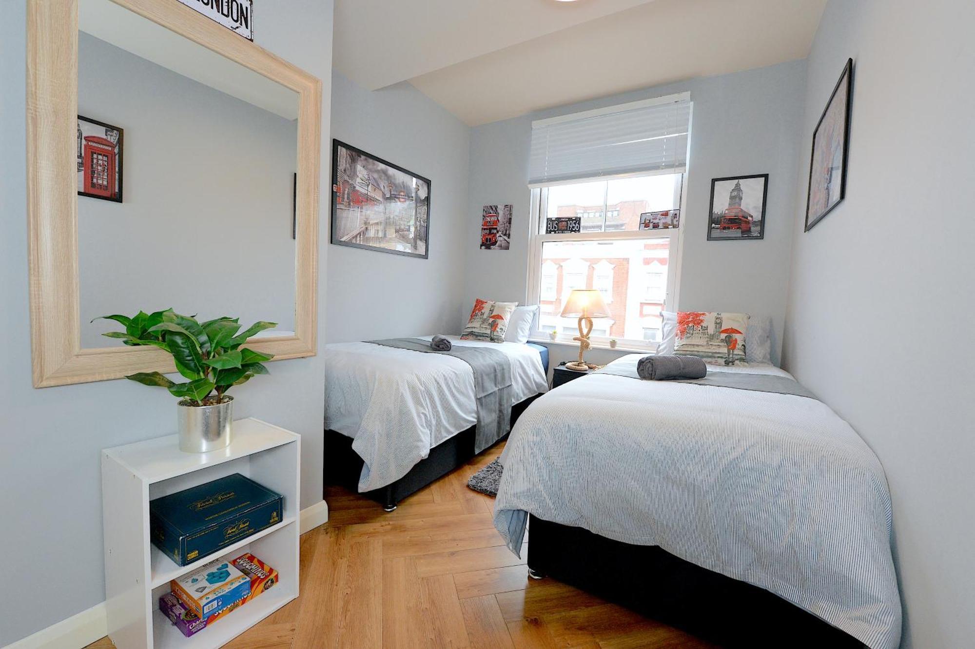 2 Bedroom Flat In Wood Green Piccadilly Line London Exteriör bild